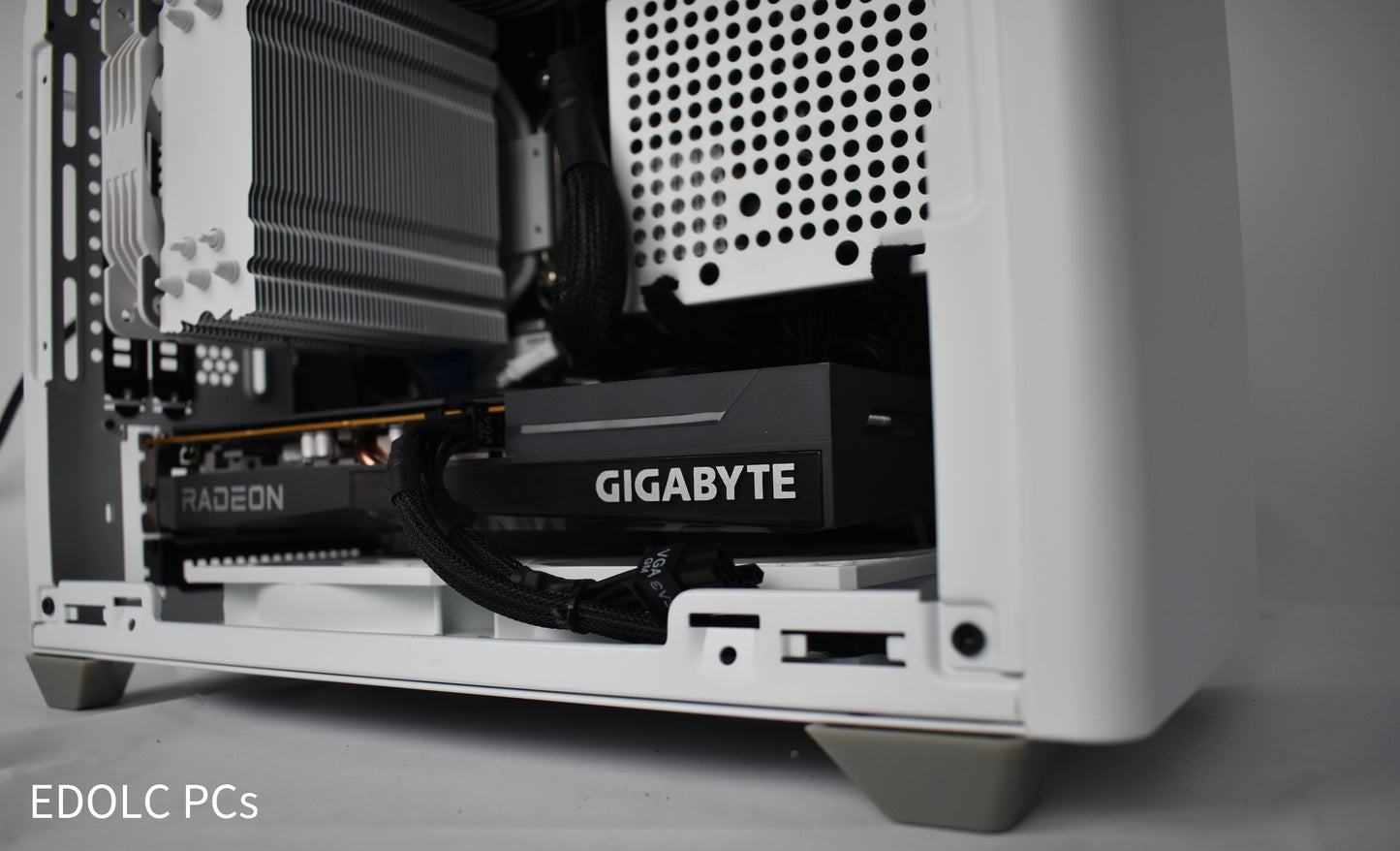 Build 08 - Ryzen 7600X & RTX 5070